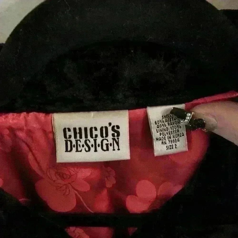 Chico's design size 2 velvet texture pattern black jacket plus size #146 - Picture 3 of 5